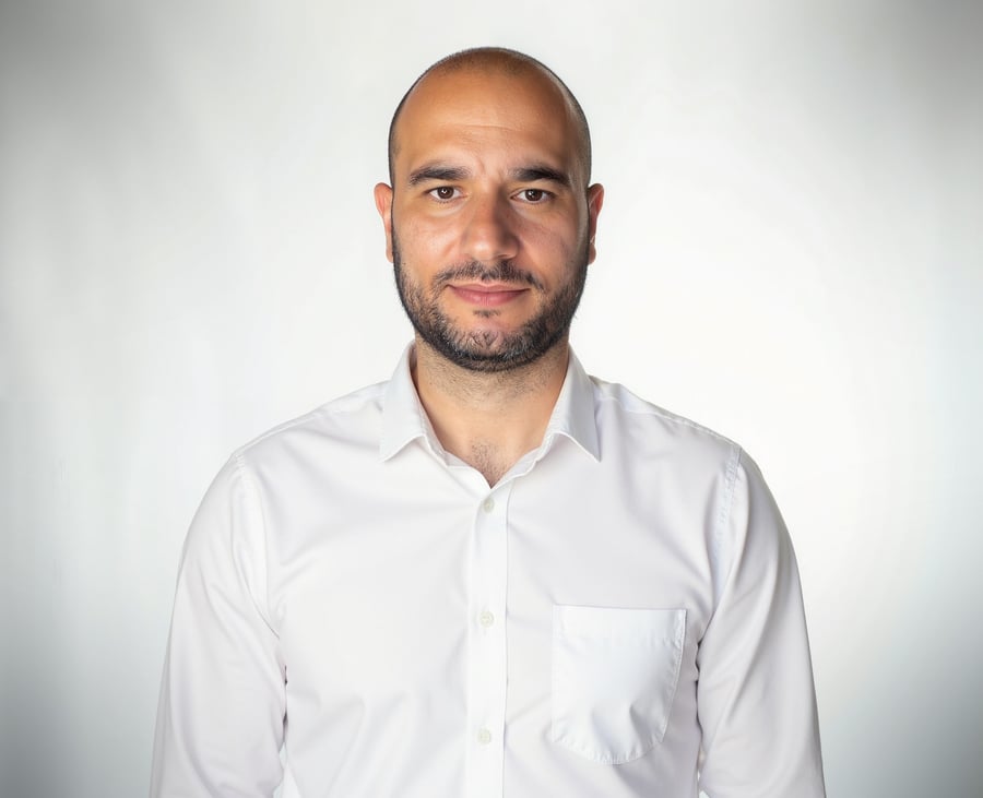 Marco Pereira - Senior Broker